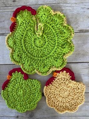 New Handmade Crochet Hot Pad/Trivet/Potholder Extra Thick  & 2 Coasters Set